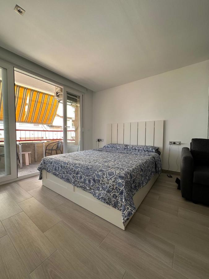 Studio Monserrate H Torrevieja Zewnętrze zdjęcie