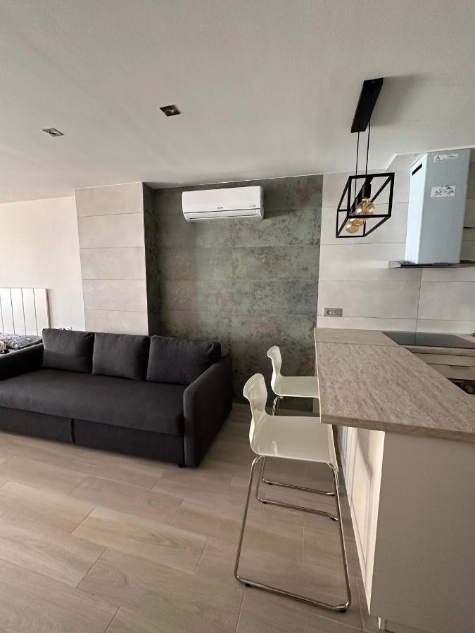 Studio Monserrate H Torrevieja Zewnętrze zdjęcie