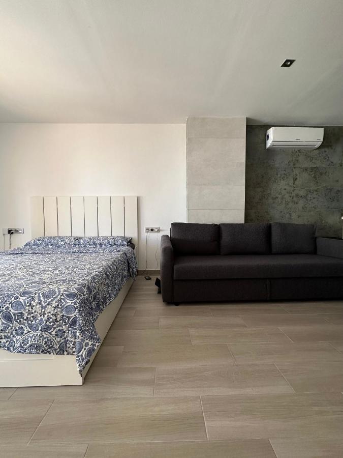 Studio Monserrate H Torrevieja Zewnętrze zdjęcie